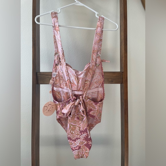 Lulus Power 2 The Flower Swimsuit NWT - Picture 2 of 4